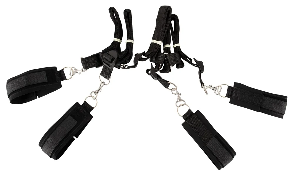 Bed bondage kit