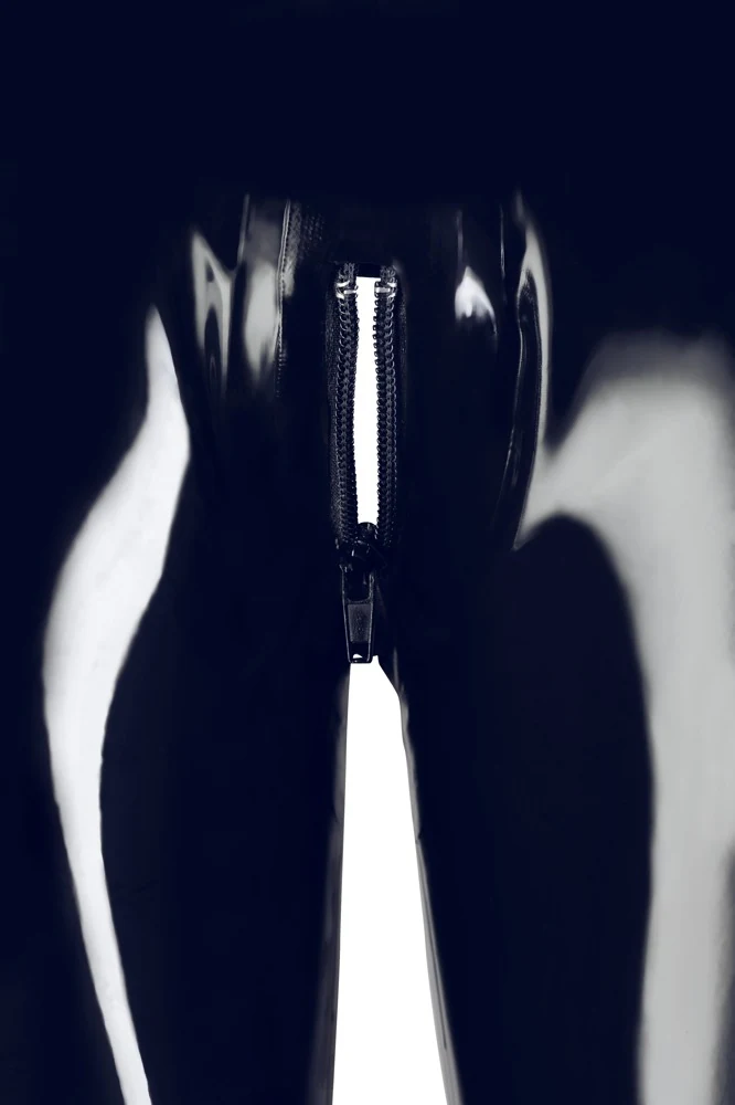 Latex legging met 3-weg rits in het kruis
