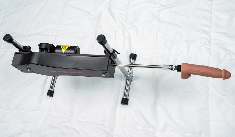 Lovense seksmachine met app en 2 dildo’s