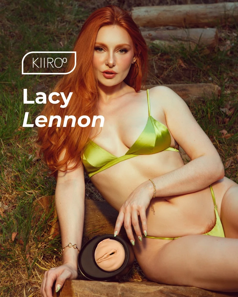 Kiiroo Lacy Lennon masturbator