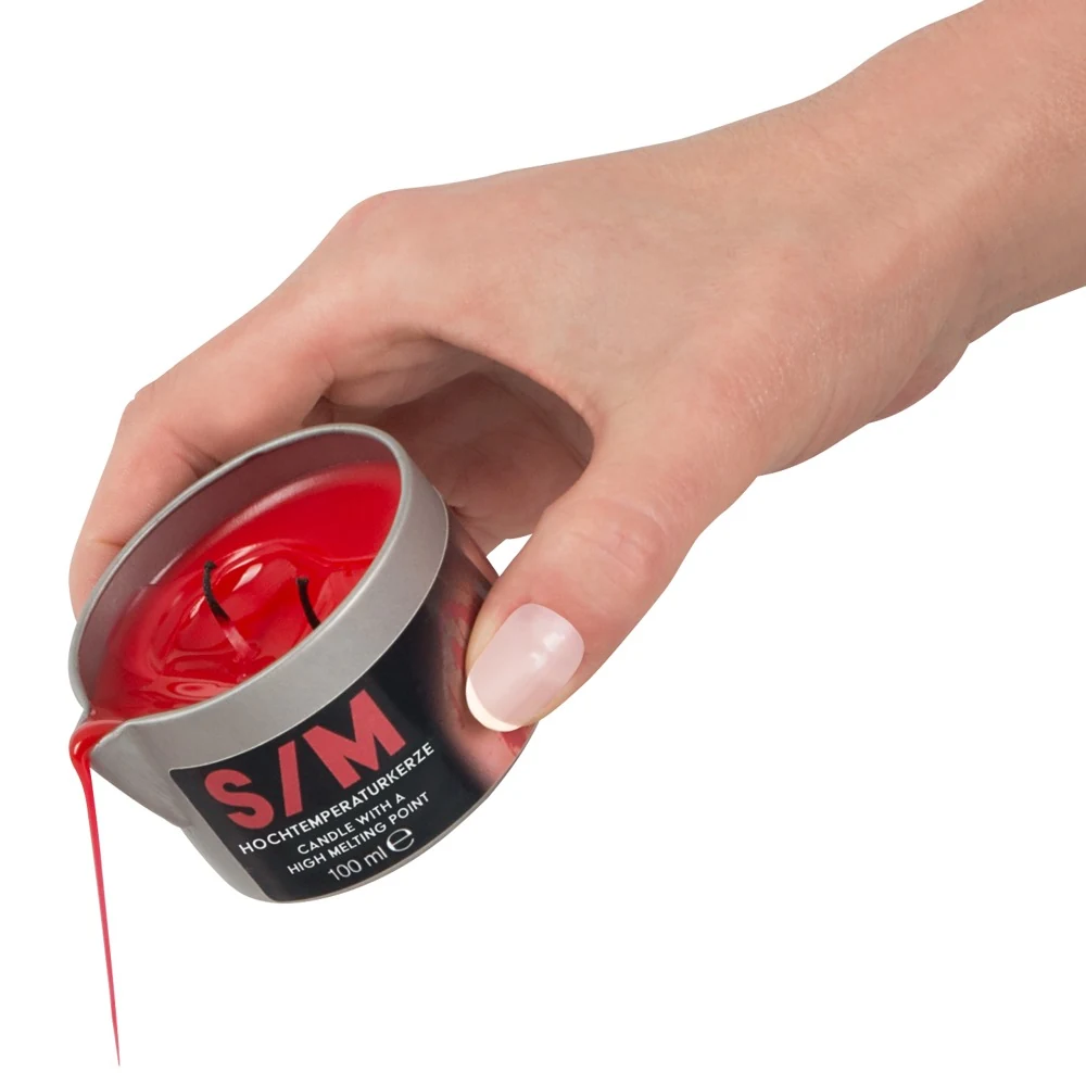 Rode SM kaars in gietpot