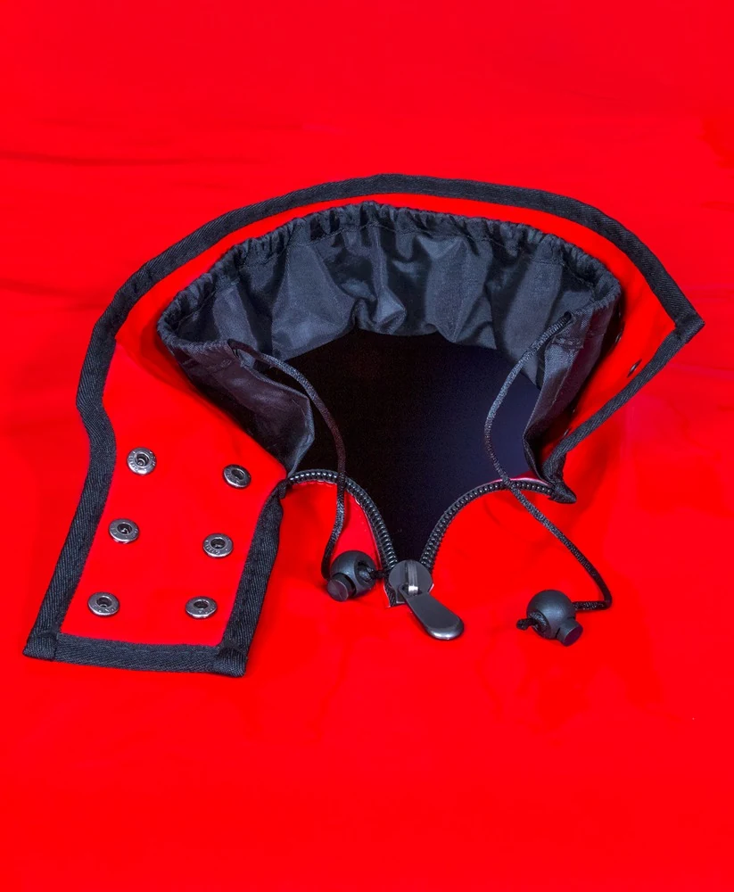 Secret Dome Scandale BDSM cabine