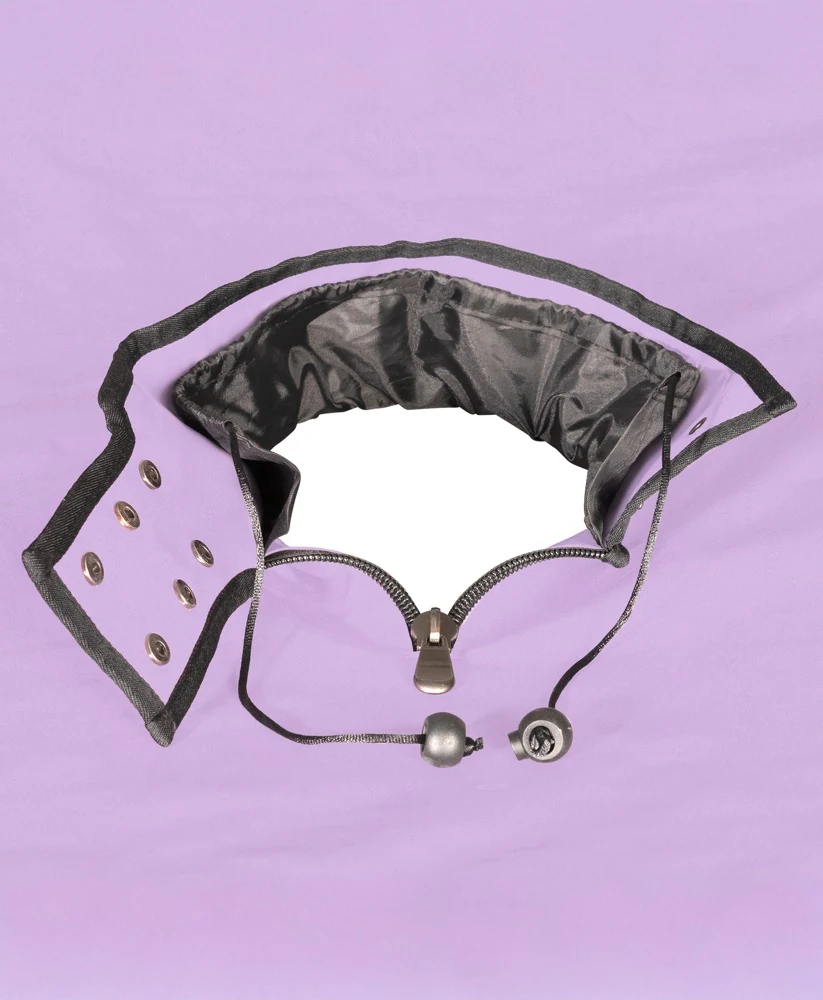 Secret Dome Scandale BDSM cabine