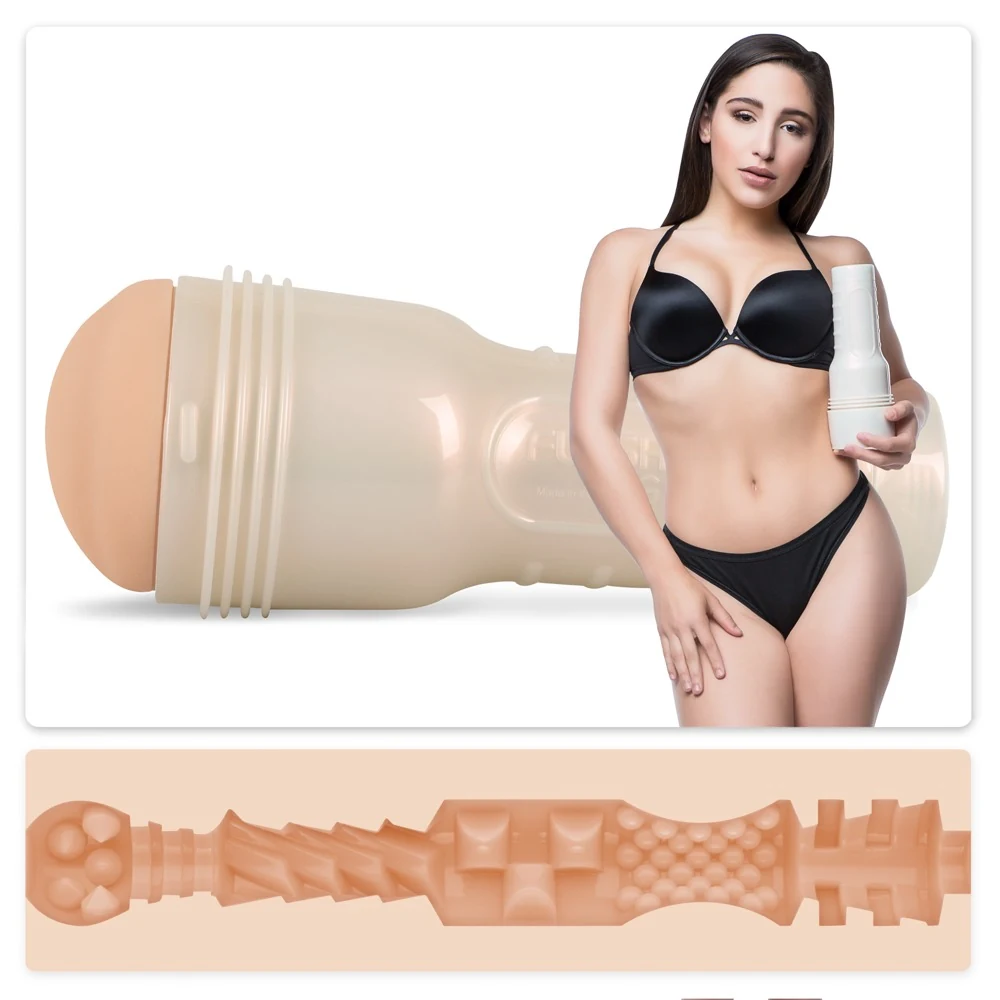 Abella Danger masturbator met vaginaopening