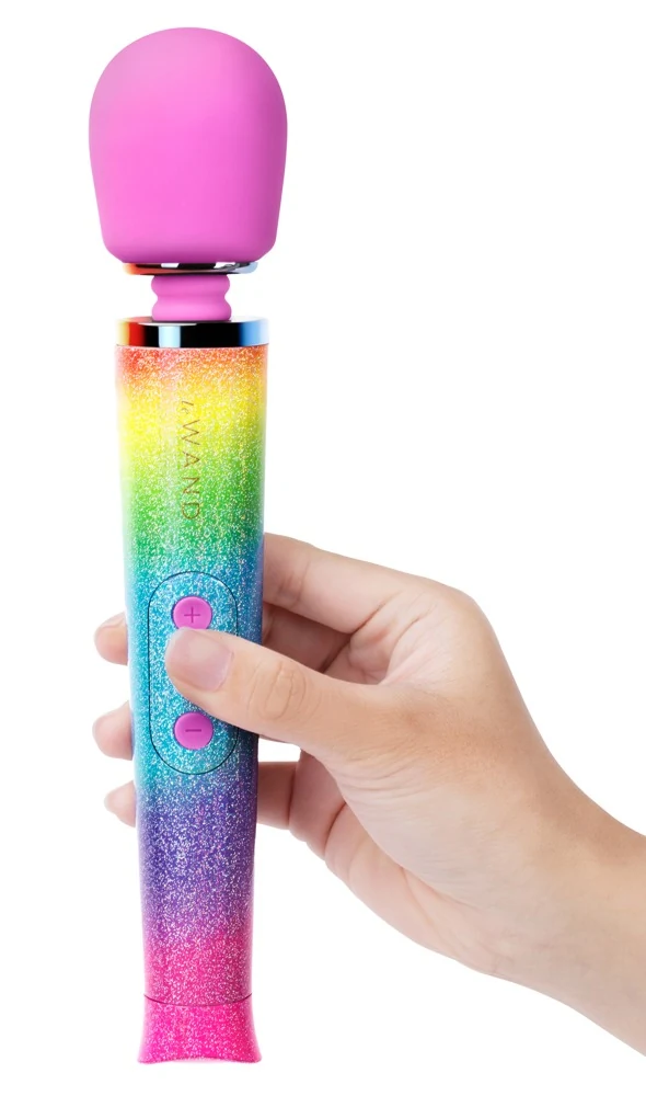 le WAND Petite Rechargeable Vibrating Massager All That Glimmers