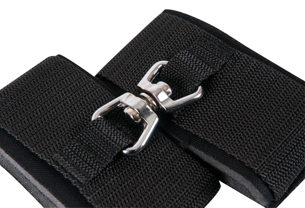 Bondage set met gevoerde handboeien en blinddoek