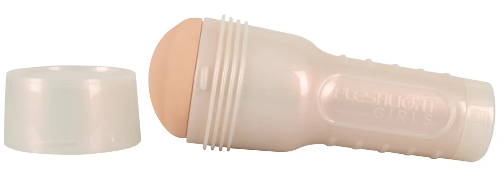 Dillion Harper masturbator met Real Feel Super Skin®