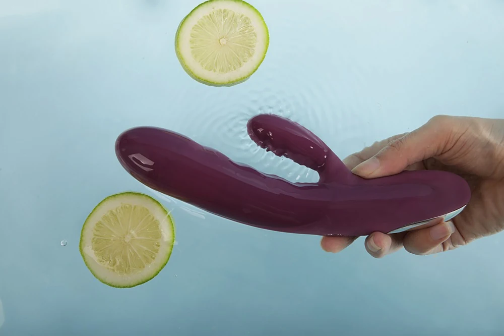 SVAKOM Avery rabbit vibrator