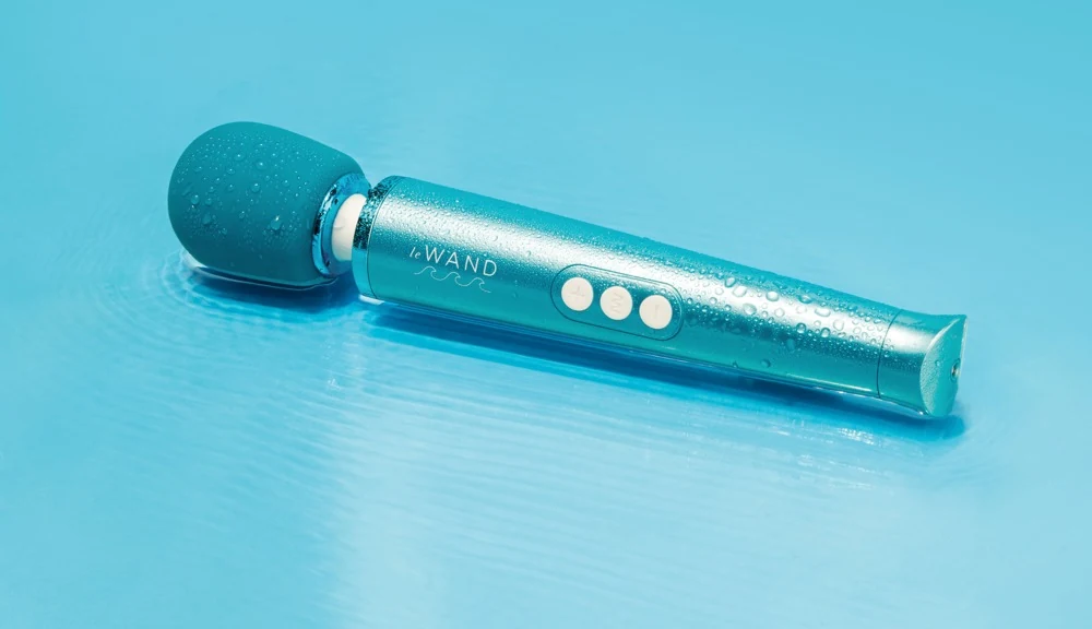 le WAND Dive luxe massager oceaanblauw